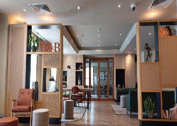 Holiday Inn Heathrow T5