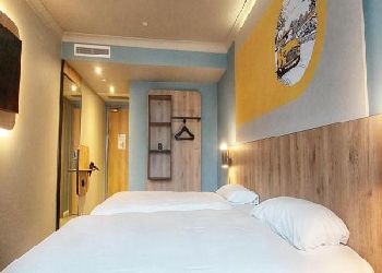 Holiday Inn Heathrow T5