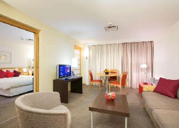 Novotel Heathrow Hotel