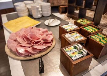 Novotel Heathrow Hotel