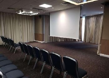 Novotel Heathrow Hotel