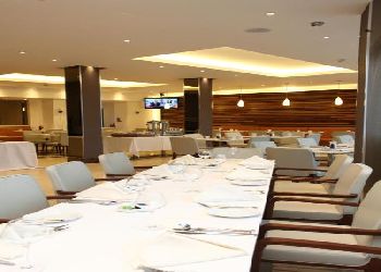Park Grand London Heathrow