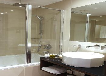 Park Grand London Heathrow