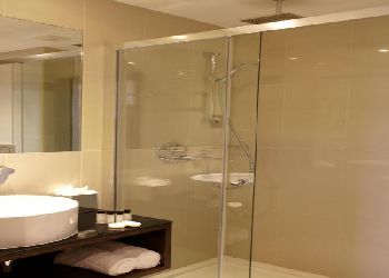 Park Grand London Heathrow
