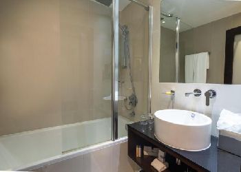 Park Grand London Heathrow