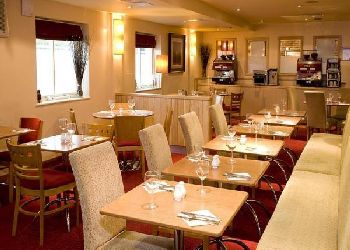 Premier Inn Heathrow (M4/J4)
