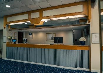 OYO The Chiltern Hotel 