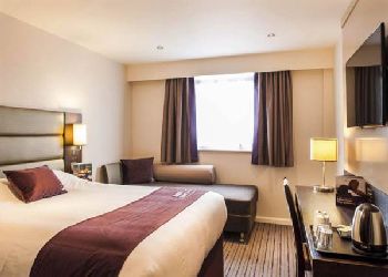 Premier Inn Luton Town Centre