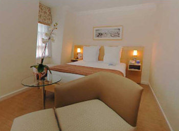 Hilton Guest Room