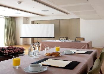 Park City Grand Plaza Kensington Hotel