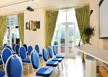 Park City Grand Plaza Kensington Hotel