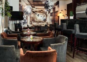 Park City Grand Plaza Kensington Hotel