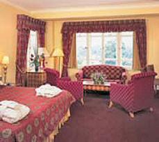 Thistle Kensington Palace Hotel 