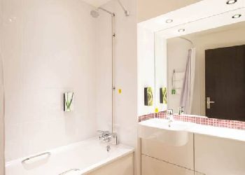 Premier Inn Hendon (The Hyde)