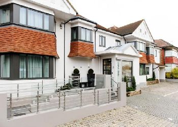Hide Hotel Hendon