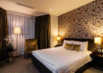 Hide Hotel Hendon