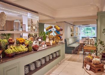 Melia White House Hotel