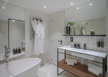 Melia White House Hotel