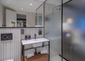 Melia White House Hotel