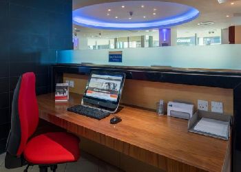 Holiday Inn Express Swiss Cottage