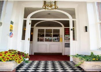 Langorf Hotel 