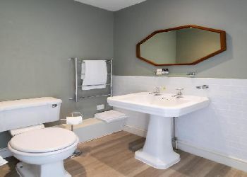 Tulse Hill Hotel