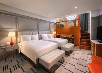 Marriott County Hall Hotel