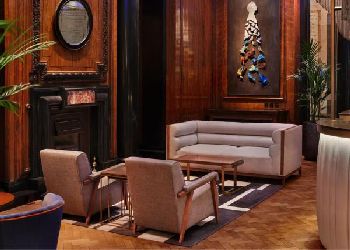 Marriott County Hall Hotel