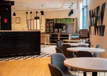 Holiday Inn Express Stansted Airport