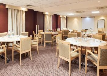 Holiday Inn Express Stansted Airport