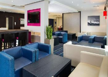 Holiday Inn Express Wandsworth