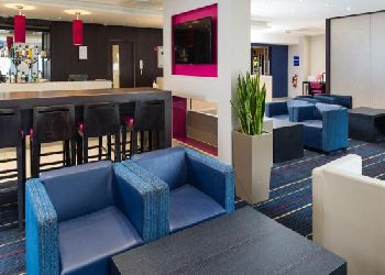 Holiday Inn Express Wandsworth