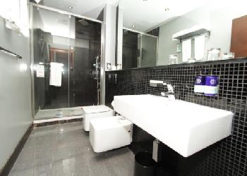 Hotel Rafayel and Spa