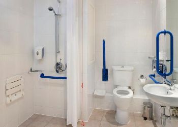 Holiday Inn Express Victoria