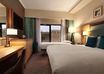 Doubletree By Hilton Victoria Hotel