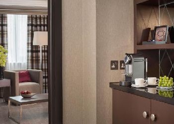 Jumeirah Lowndes Hotel