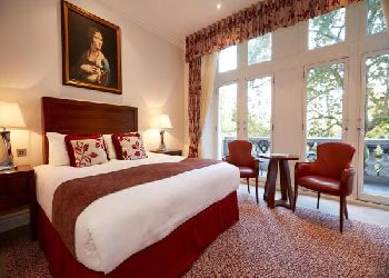 Royal Horseguards Hotel