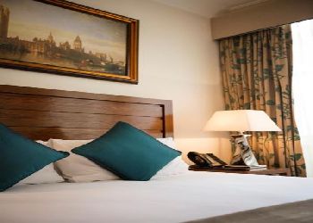 Royal Horseguards Hotel