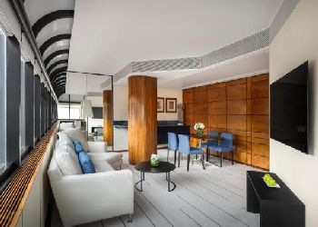 Halkin Hotel