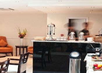 Villa Kensington Hotel