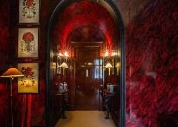 Blakes Hotel