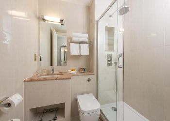 Park International Hotel