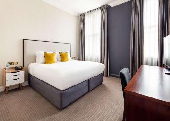Radisson Blu Vanderbilt Hotel
