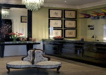 Pelham Hotel