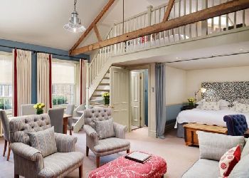 Pelham Hotel