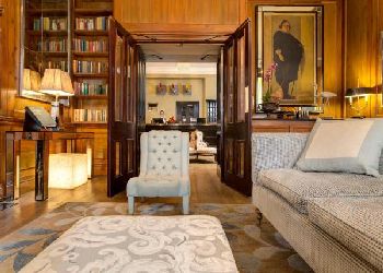 Pelham Hotel