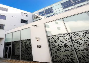 Heston Hyde Hotel