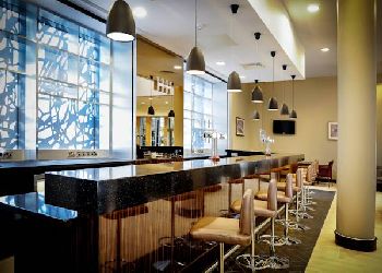 Heston Hyde Hotel
