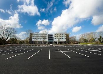 Heston Hyde Hotel