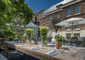 Richmond Harbour Hotel